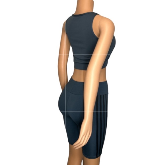 AQ - Sport Activewear Gray Black striped Biker Short 2 piece Set Size M NWT - Picture 9 of 17